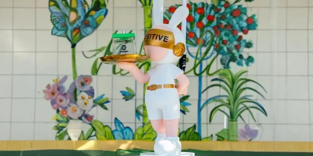 Shisah Model at Mehzcla